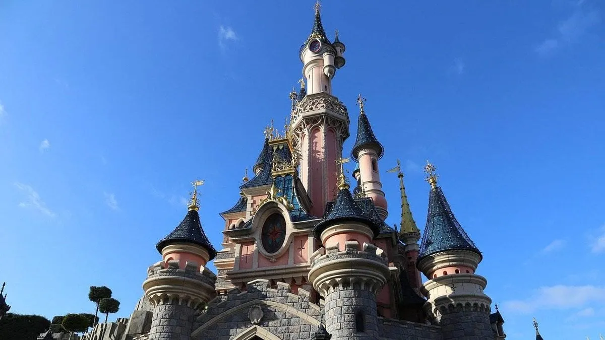 C'est décidé : Disneyland Paris ferme son attraction la plus fréquentée, et les visiteurs n'en reviennent pas