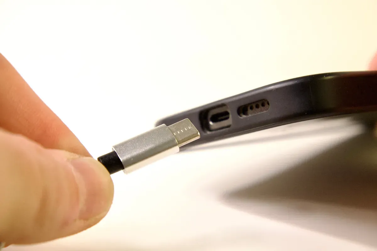 Coupure de courant : cinq solutions pour recharger son téléphone avant que sa batterie ne vous lâche
