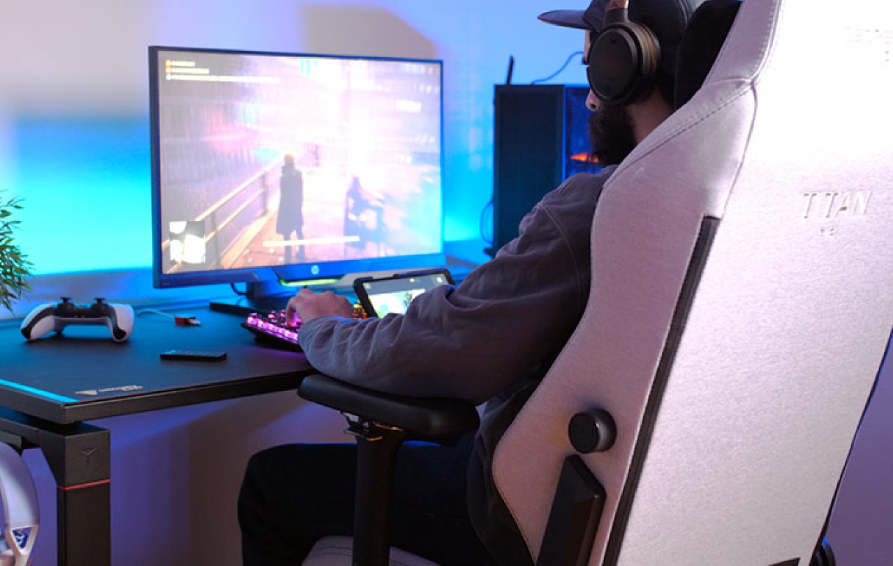 Black Friday 2023 : les meilleurs bureaux gamer en promo !