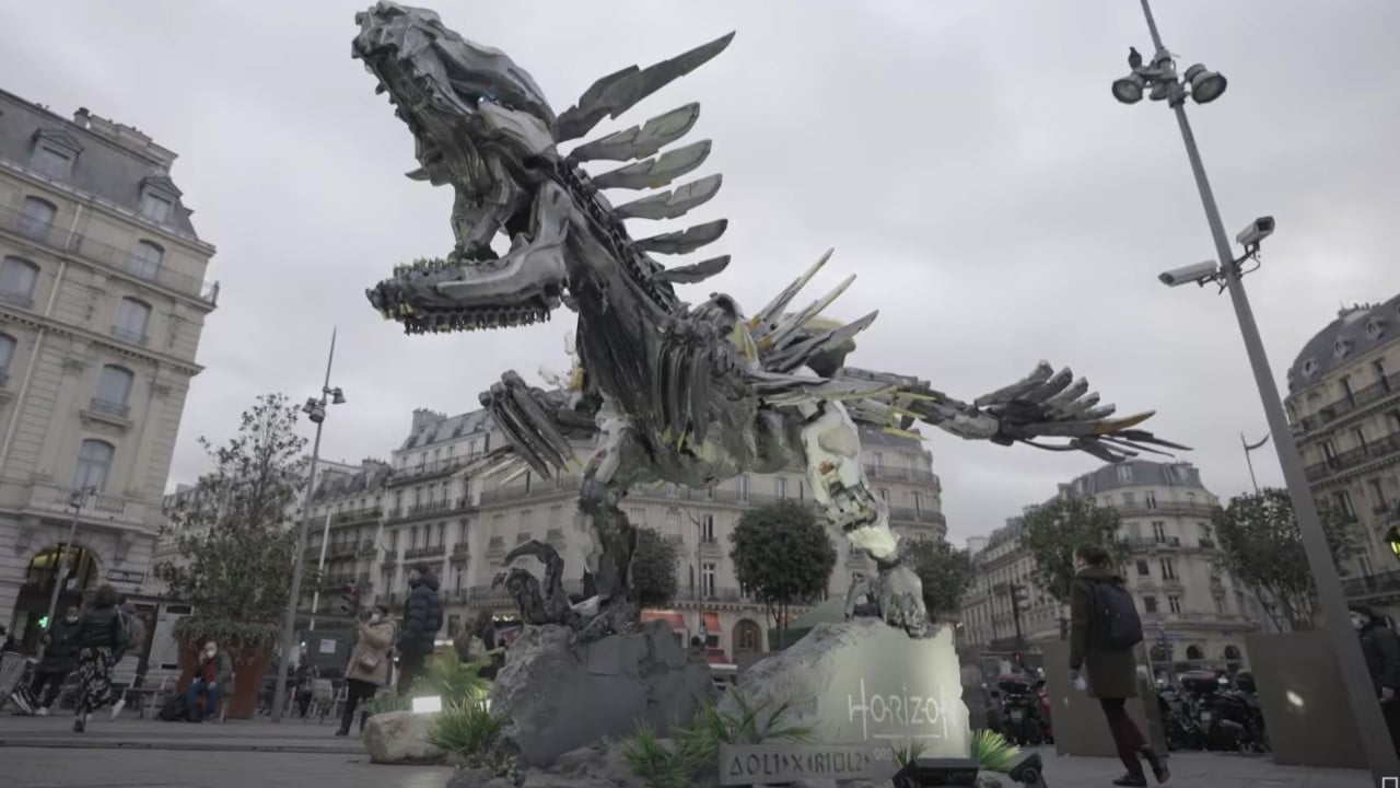 Horizon Forbidden West : une machine taille réelle s'affiche dans Paris