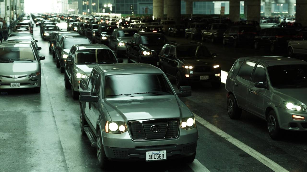 Huge traffic jam in The Matrix Awakens, GTA 6 preview? 4