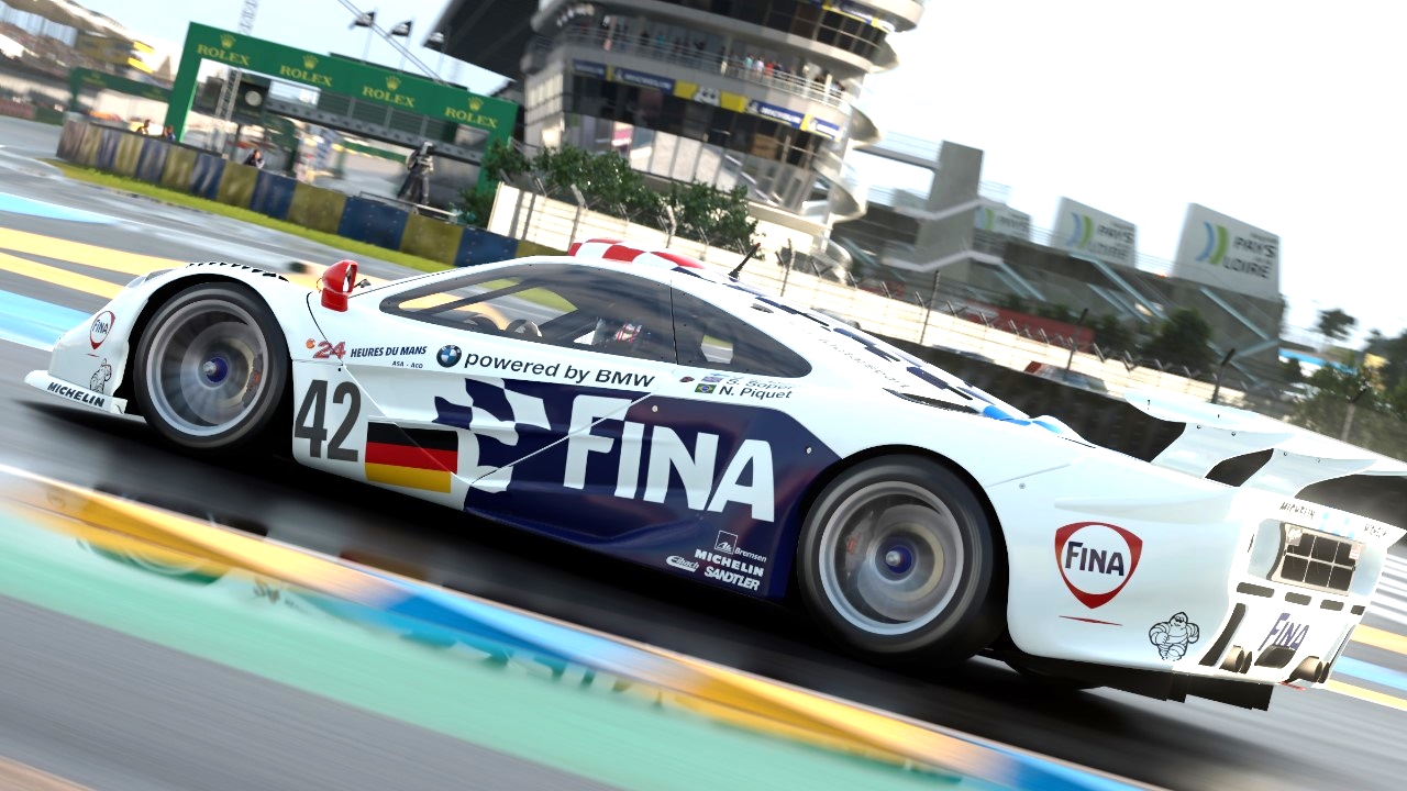 Gran Turismo : pas de série mais un film par Neill Blomkamp (District 9, Chappie) ?