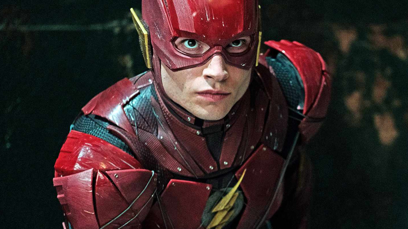 The Flash : Batman et Supergirl se dévoilent en détails