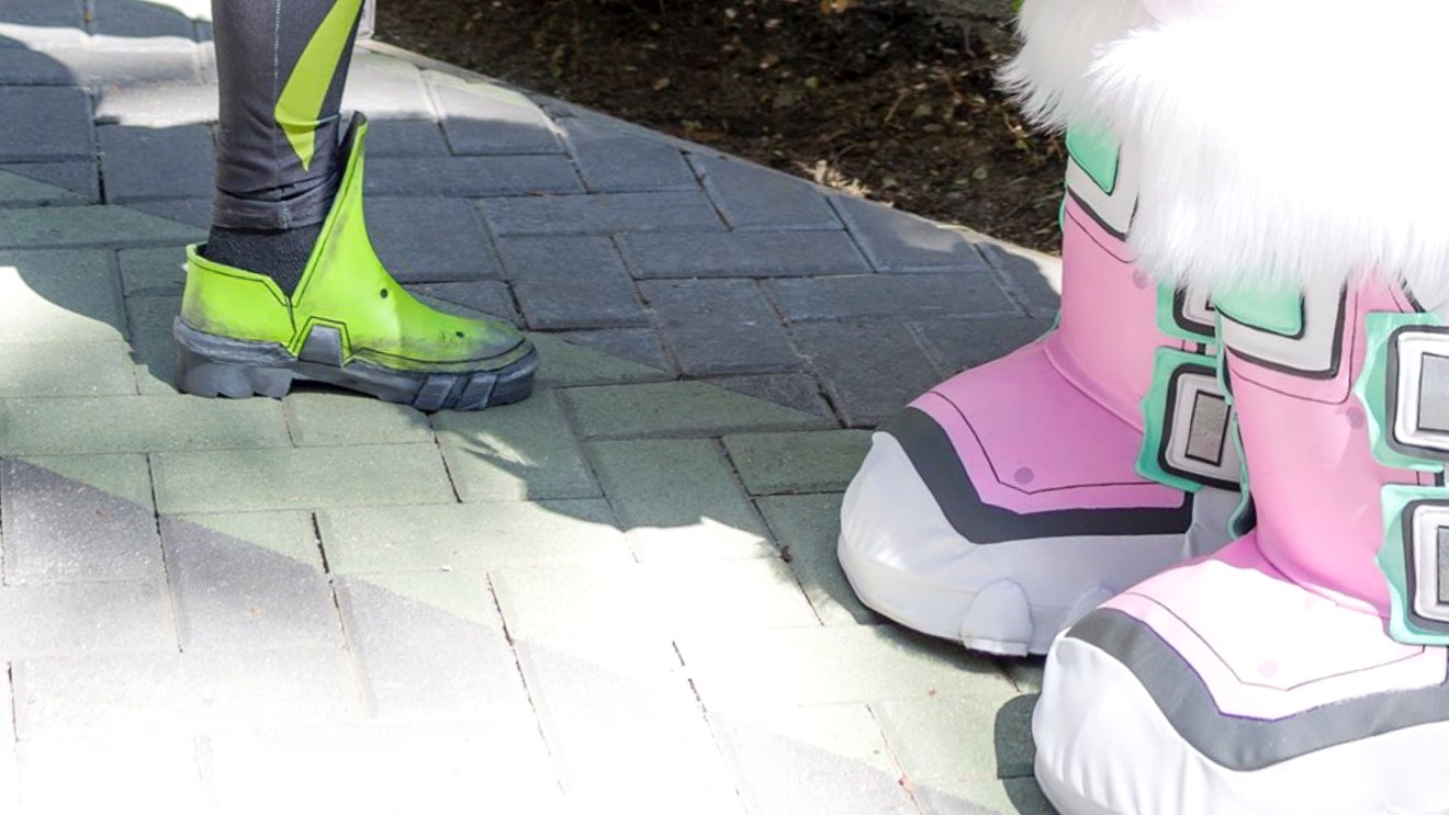 L'image du jour : 2 très jolis cosplays Overwatch de Tracer et Mei