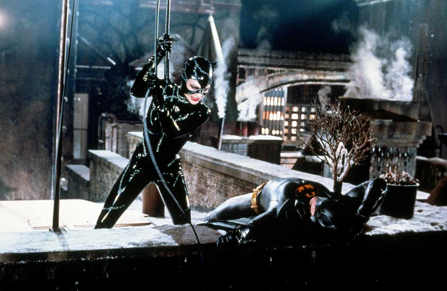 batman returns spin-off catwoman annule details
