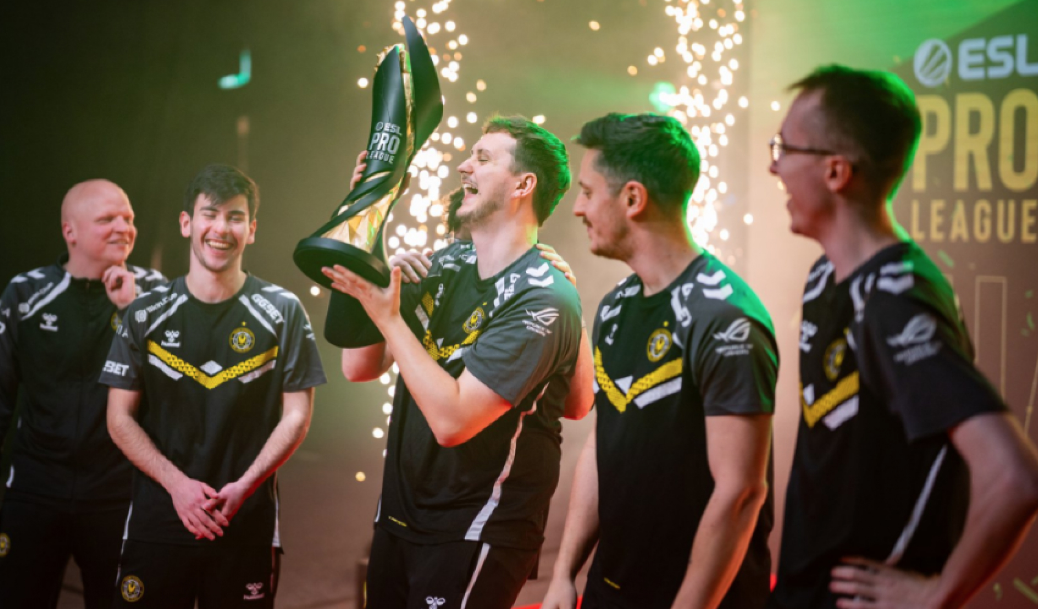 Team Vitality : performance, discipline, matériel ASUS , les secrets d'un joueur pro !