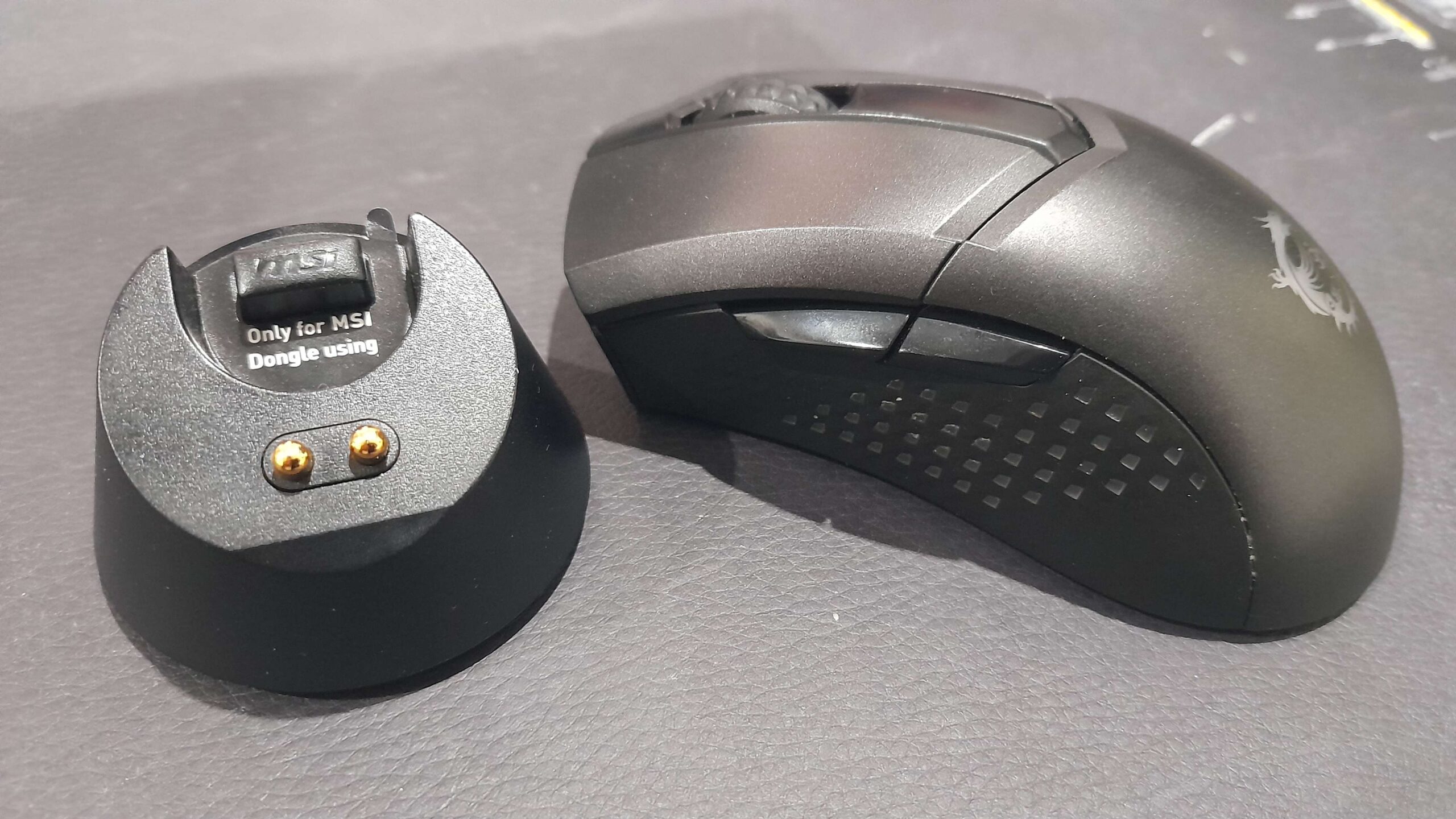 MSI Clutch GM51 Lightweight Wireless : une souris gaming à prix attractif !
