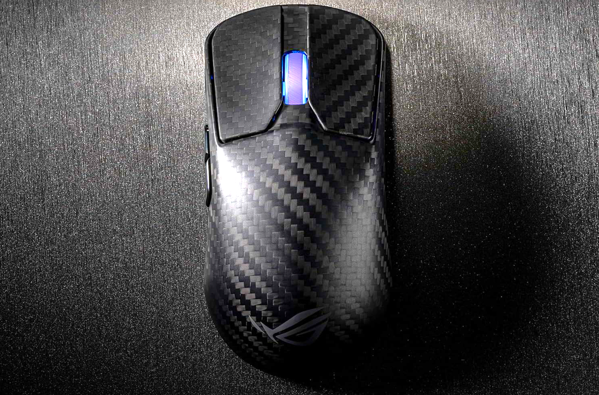 TEST ROG Harpe Ace Extreme : une souris hors normes de haute volée