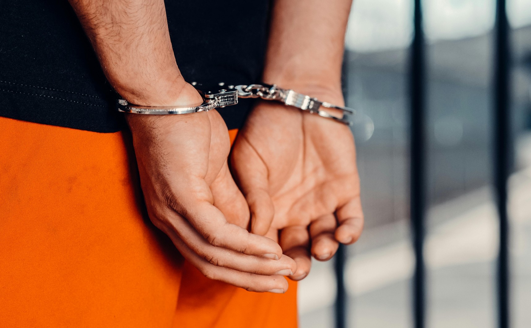 Un Youtuber a failli faire de la prison parce qu'il faisait des tests de consoles portables