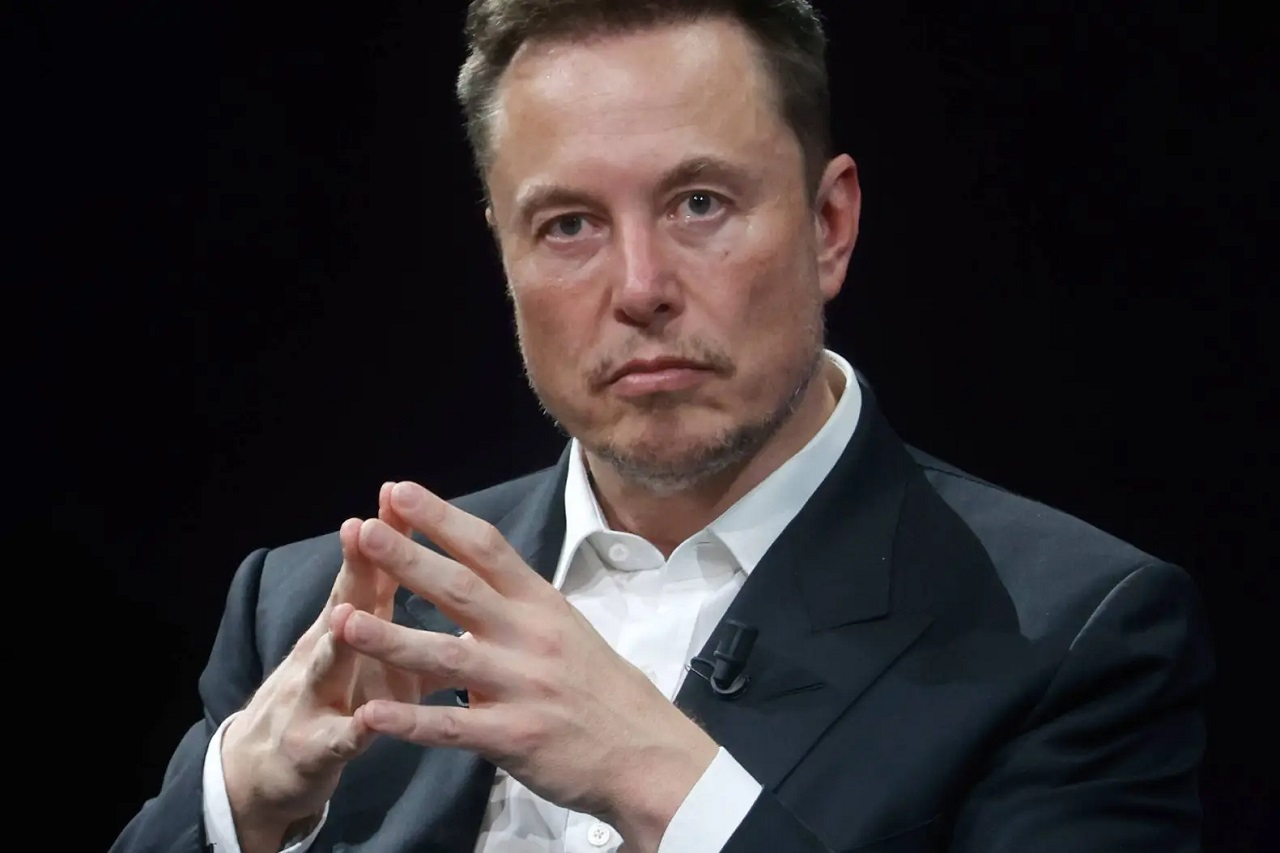 Elon Musk a tellement licencié d'employés qu'un étudiant de 20 ans à dû s'occuper de toute une équipe d’ingénieurs