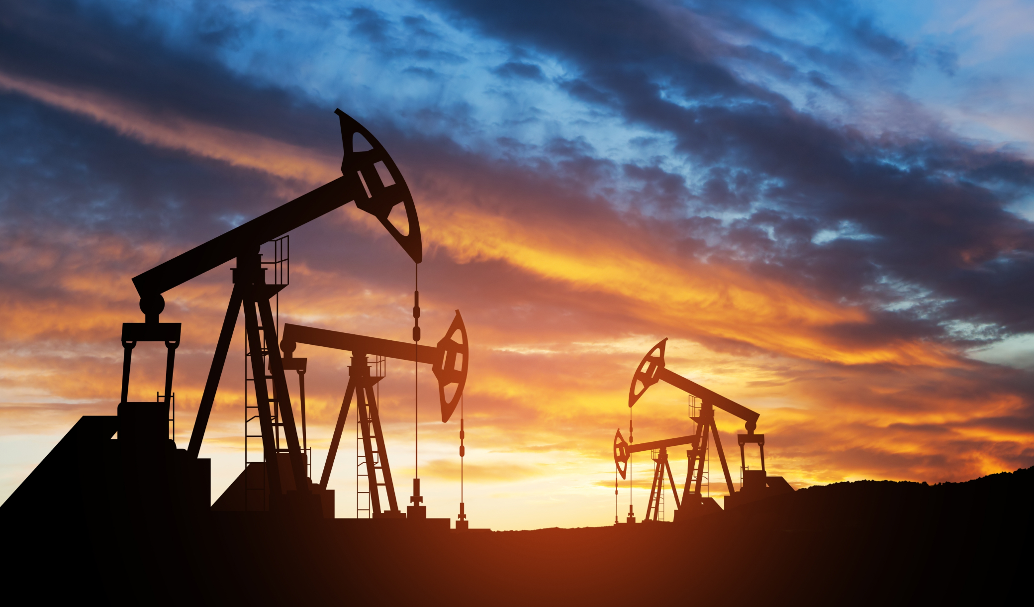 Les stocks de pétrole de l'OCDE tombent à leur plus bas : 220 millions de barils évaporés en deux mois, les pétroliers restent silencieux